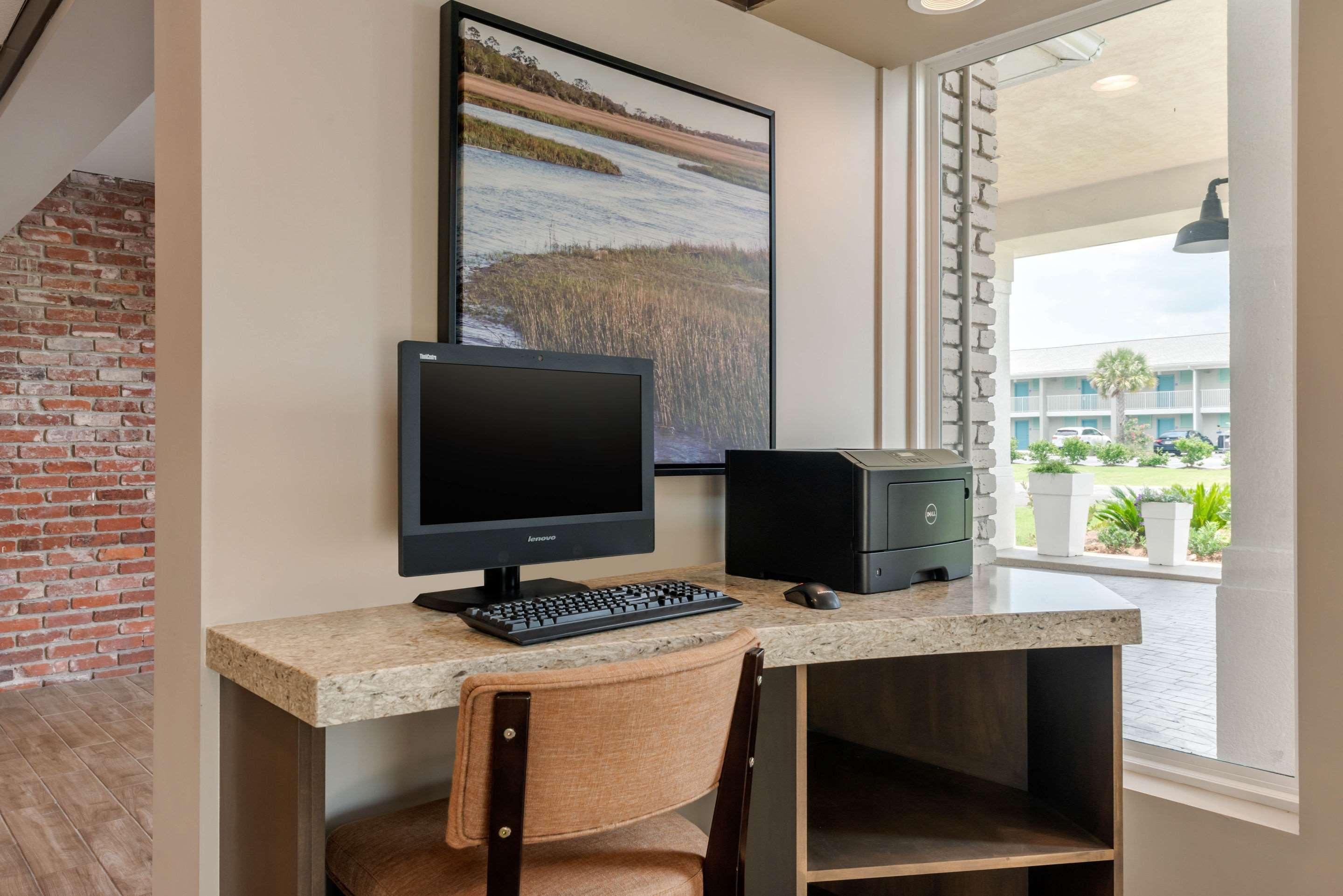 Seafarer Inn & Suites, Ascend Hotel Collection Jekyll Island Exterior photo